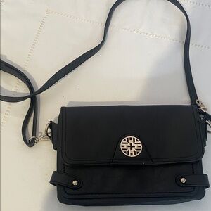 Elegant Black leather Crossbody Bag